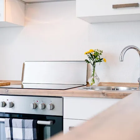 Gaestehaus Am Flughafen Herberg