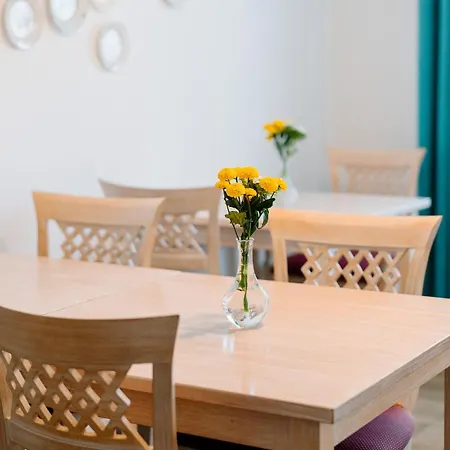 Gaestehaus Am Flughafen بيت ريفي *