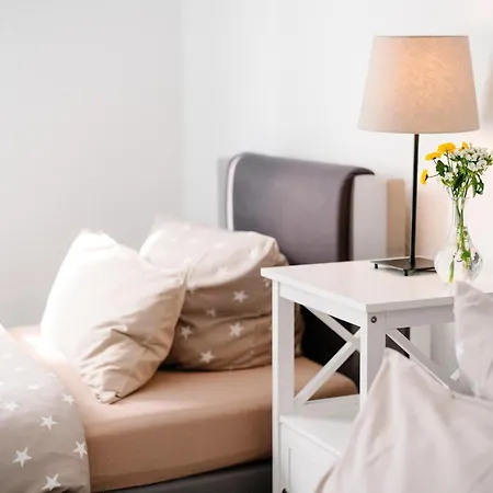 Gaestehaus Am Flughafen Inn *