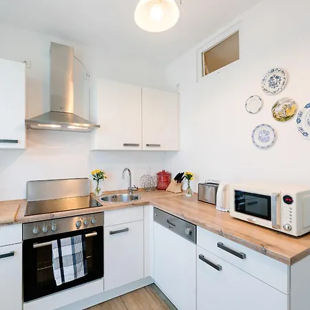 Gaestehaus Am Flughafen * Düsseldorf