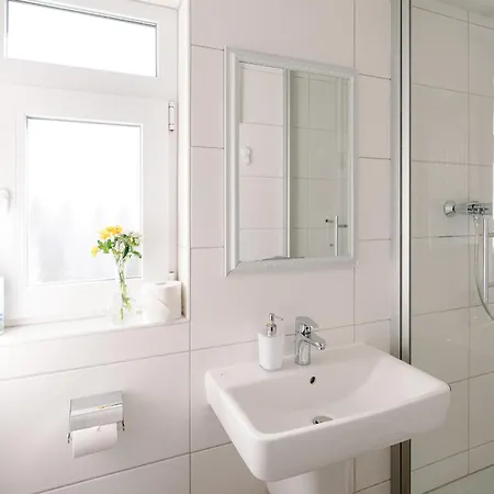 Gaestehaus Am Flughafen *