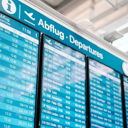 Gaestehaus Am Flughafen 여관 *