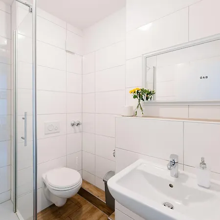 بيت ريفي Gaestehaus Am Flughafen دوسلدورف