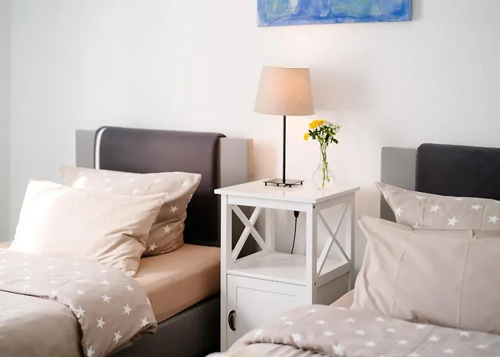 Värdshus Gaestehaus Am Flughafen *